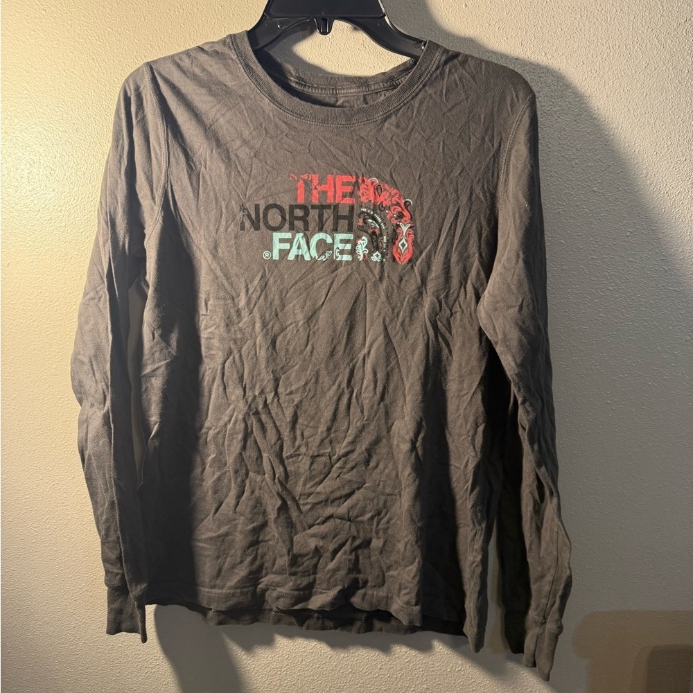 The North Face women’s gray Long Sleeve Shirt